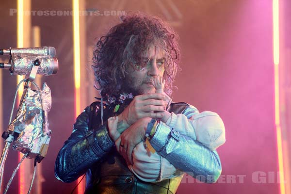 THE FLAMING LIPS - 2013-05-24 - PARIS - Espace Charlie Parker - Grande Halle - 